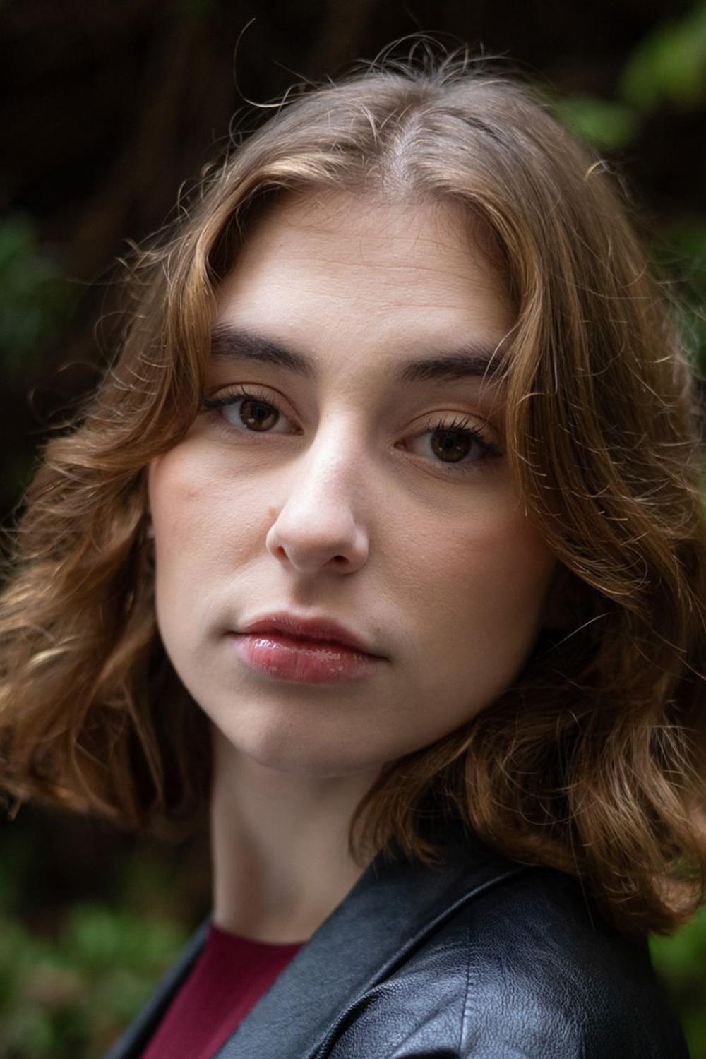 María Steelman's picture in the cast