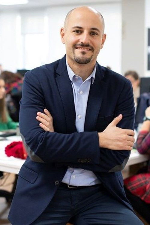 et billede af Sergio Molina