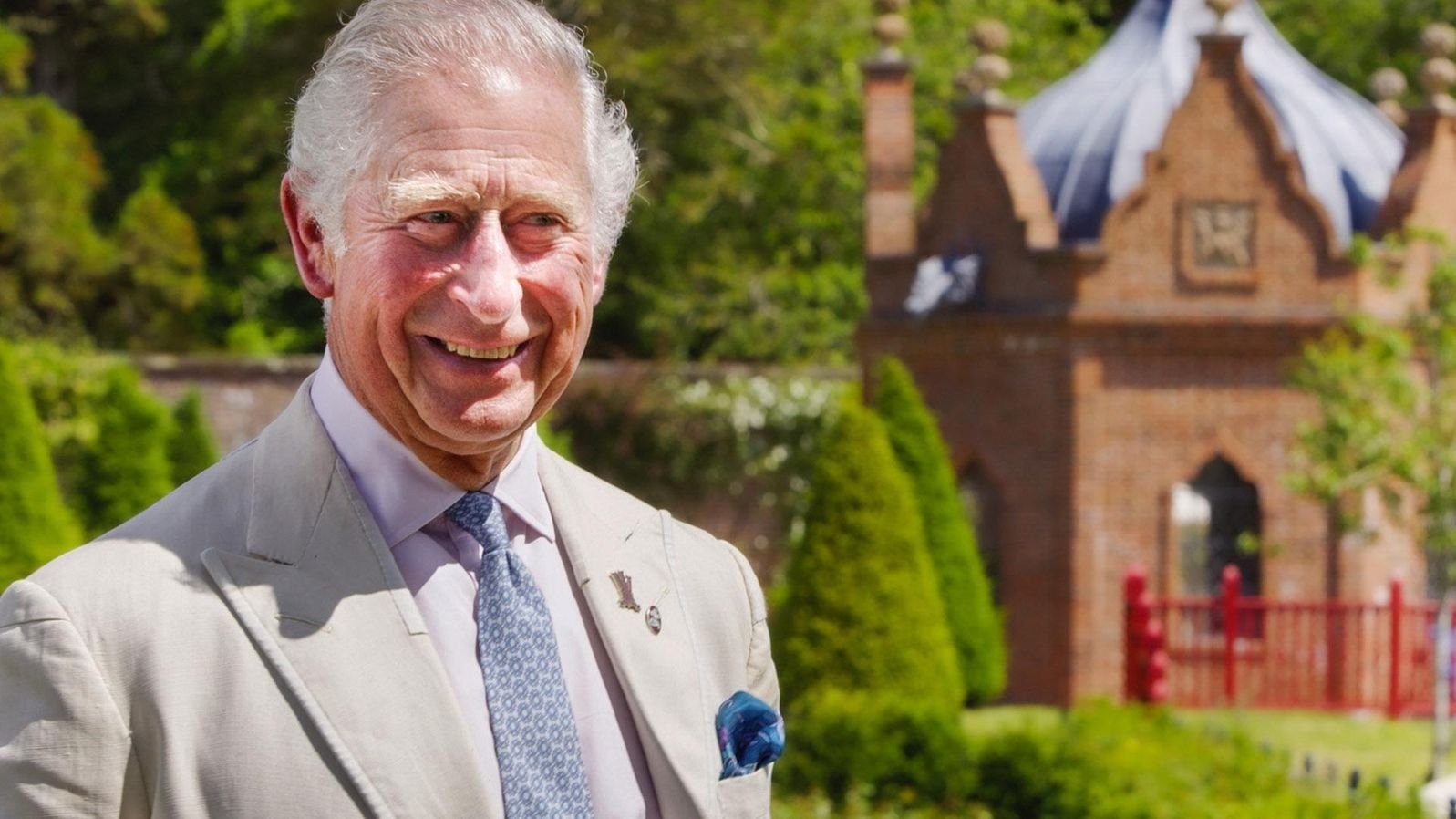 A Royal Grand Design (2022)