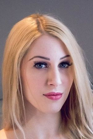 et billede af Cassie Cloutier