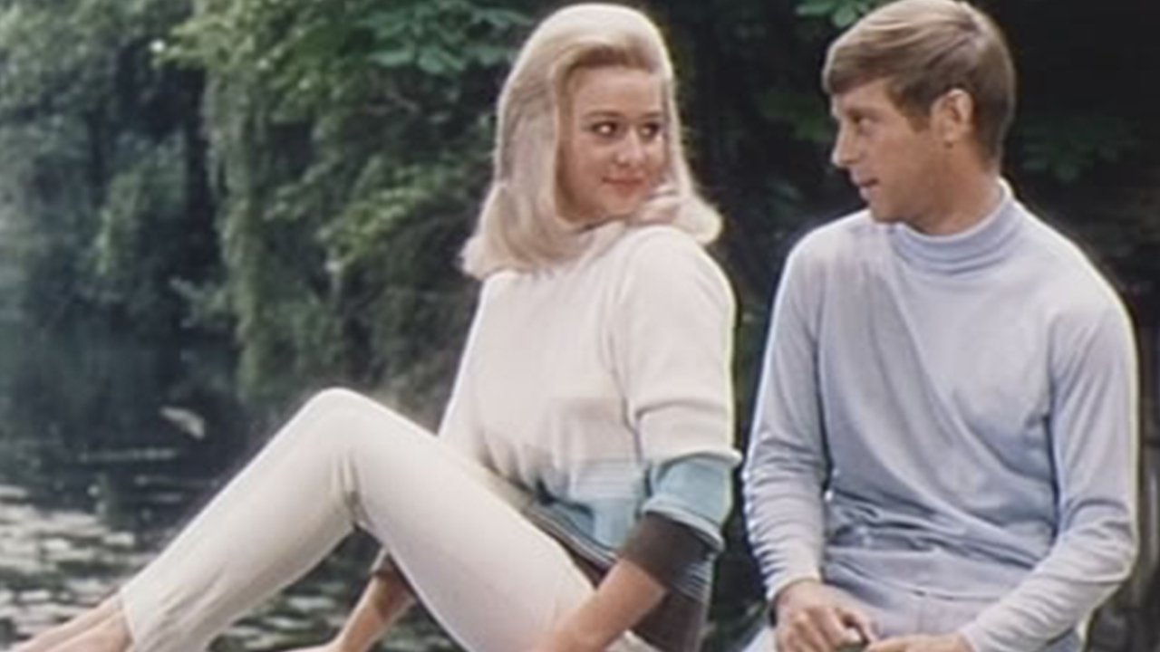 Every Day's a Holiday (1965)