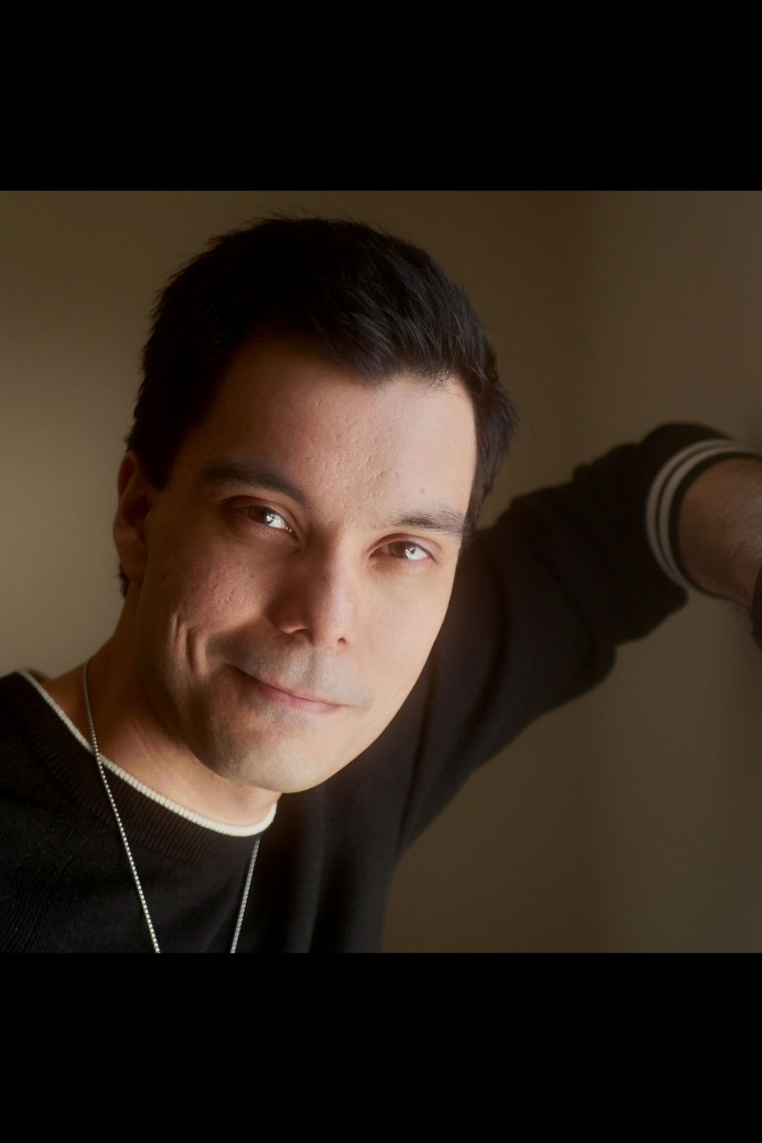 et billede af Daniel D. Lopez