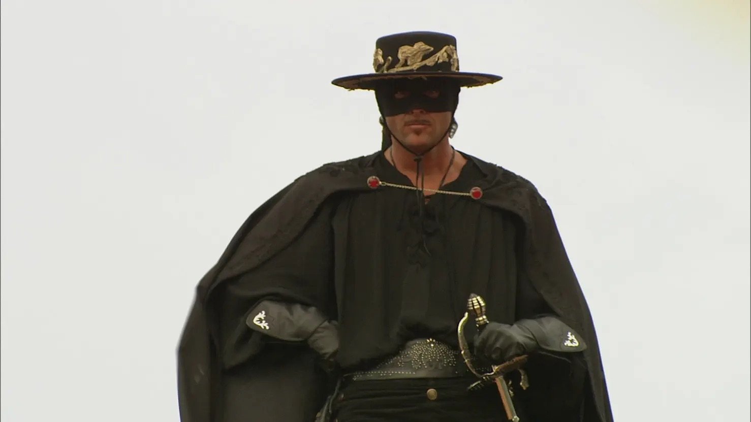 Zorro: La espada y la rosa