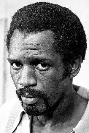 et billede af Gylan Kain