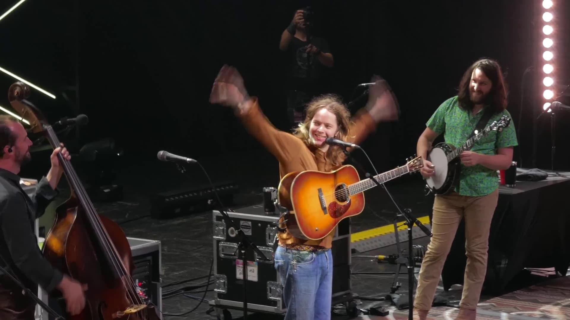 Billy Strings | 2022.11.13 — The Met - Philadelphia, PA (2022)