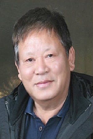 et billede af Kuk-Jeong-Hwan