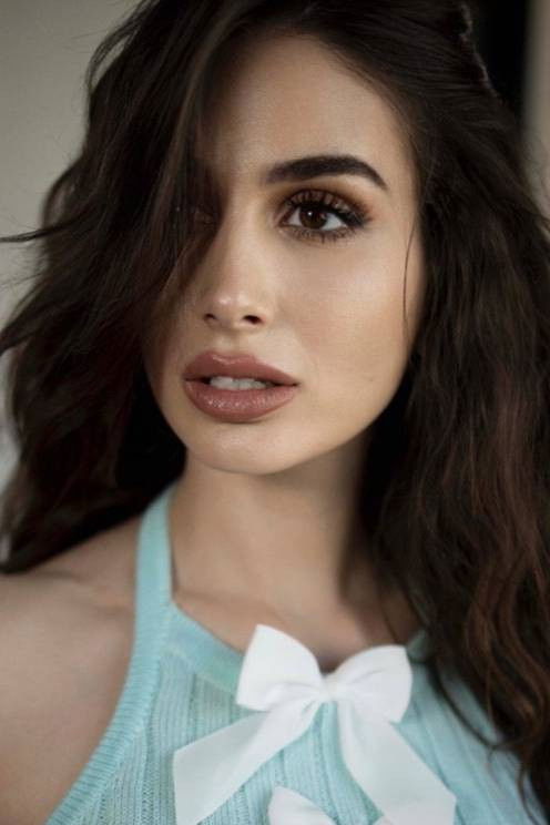 et billede af Yasmine Soofi