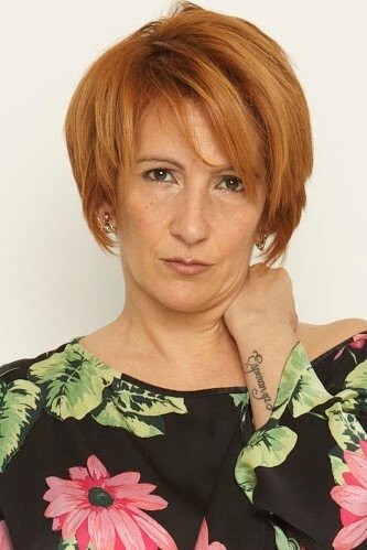 Esperanza Lemos's picture in the cast