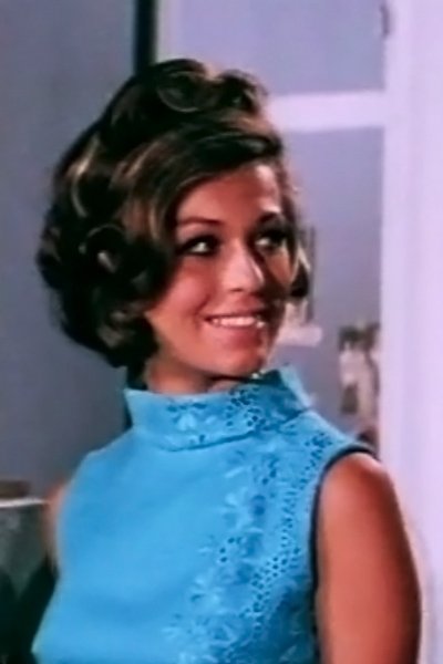 Αννίτα Δαλέζιου's picture in the cast