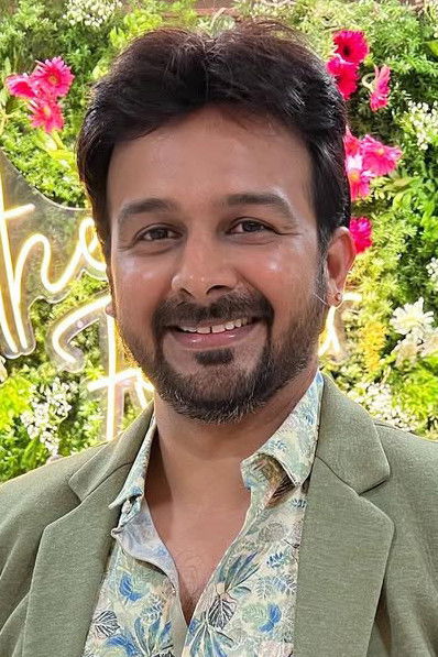 et billede af Rajini Kiishen