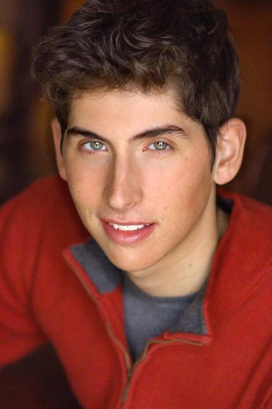 et billede af Tyler Crozier