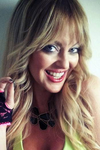 et billede af Dena Carman