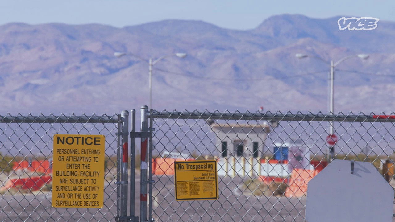 While The Rest Of Us Die S02E05 backdrop