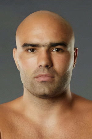 et billede af Bogdan Dinu