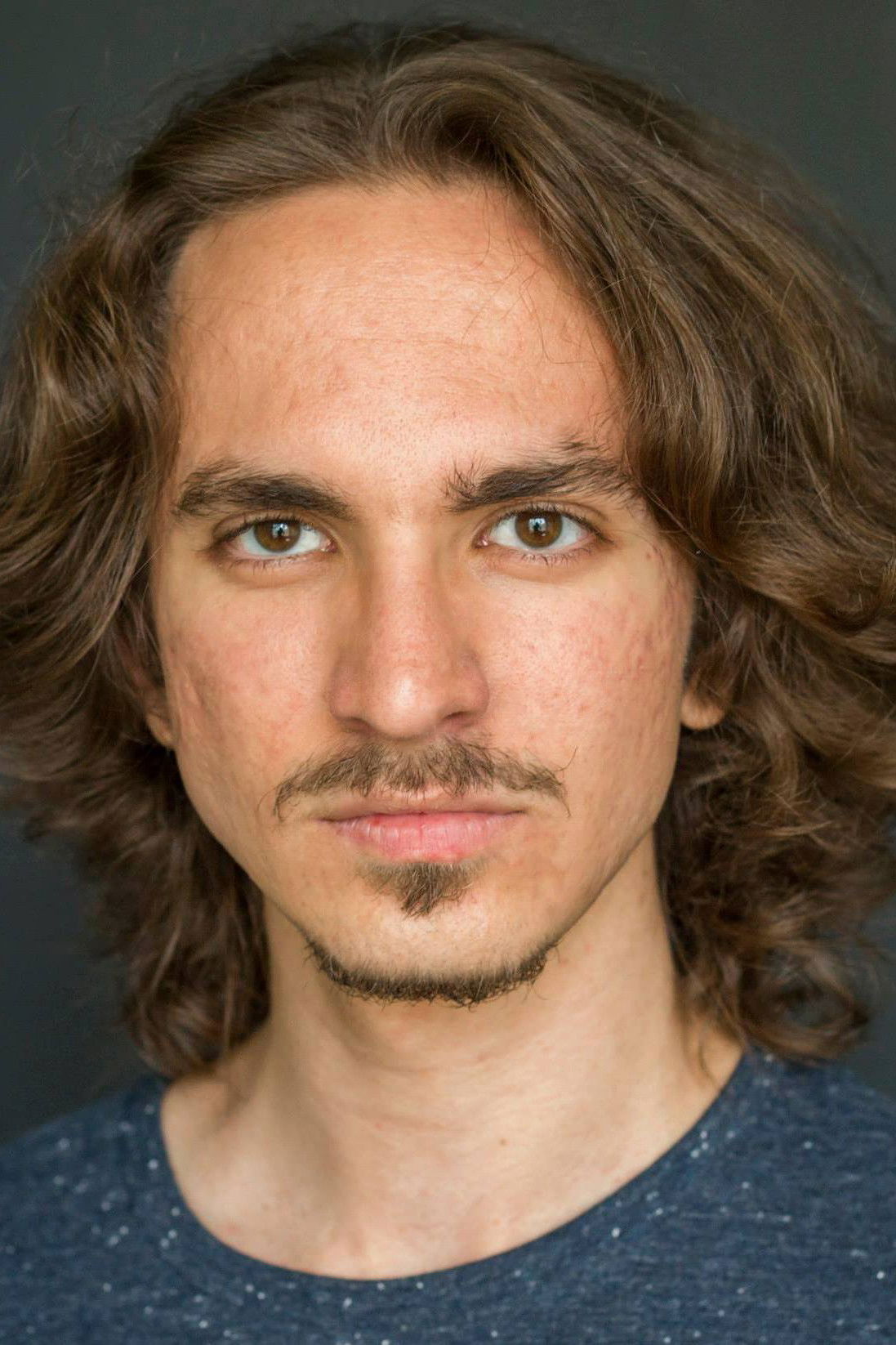 et billede af James Soares-Correia