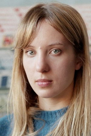 et billede af Sara Cwynar