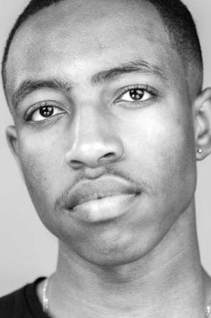 et billede af Khalil Madovi