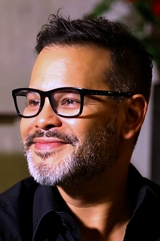 et billede af Sean Ghazi