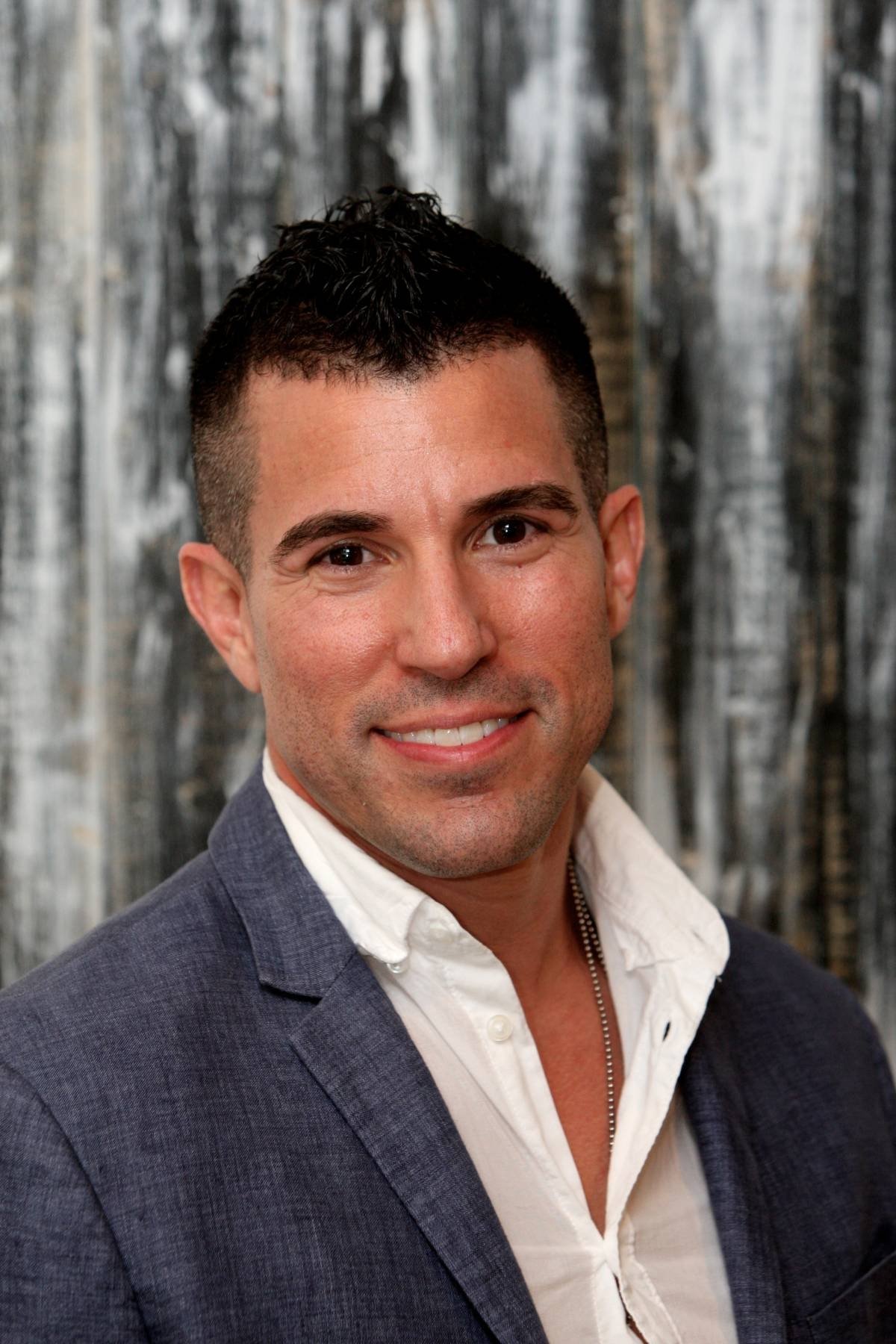 et billede af Adam Martingano