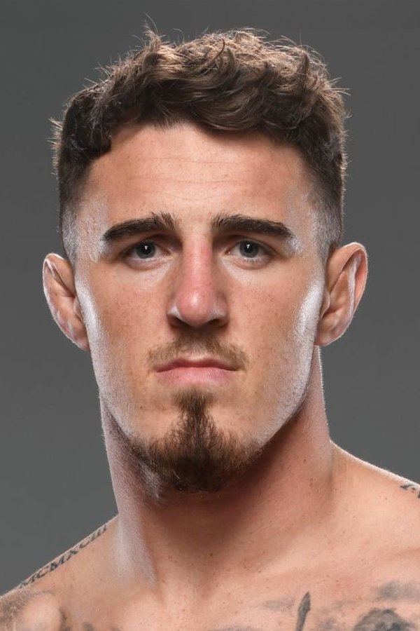 et billede af Tom Aspinall