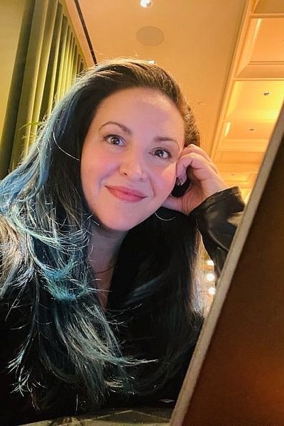 Nicole Henrich | Writer