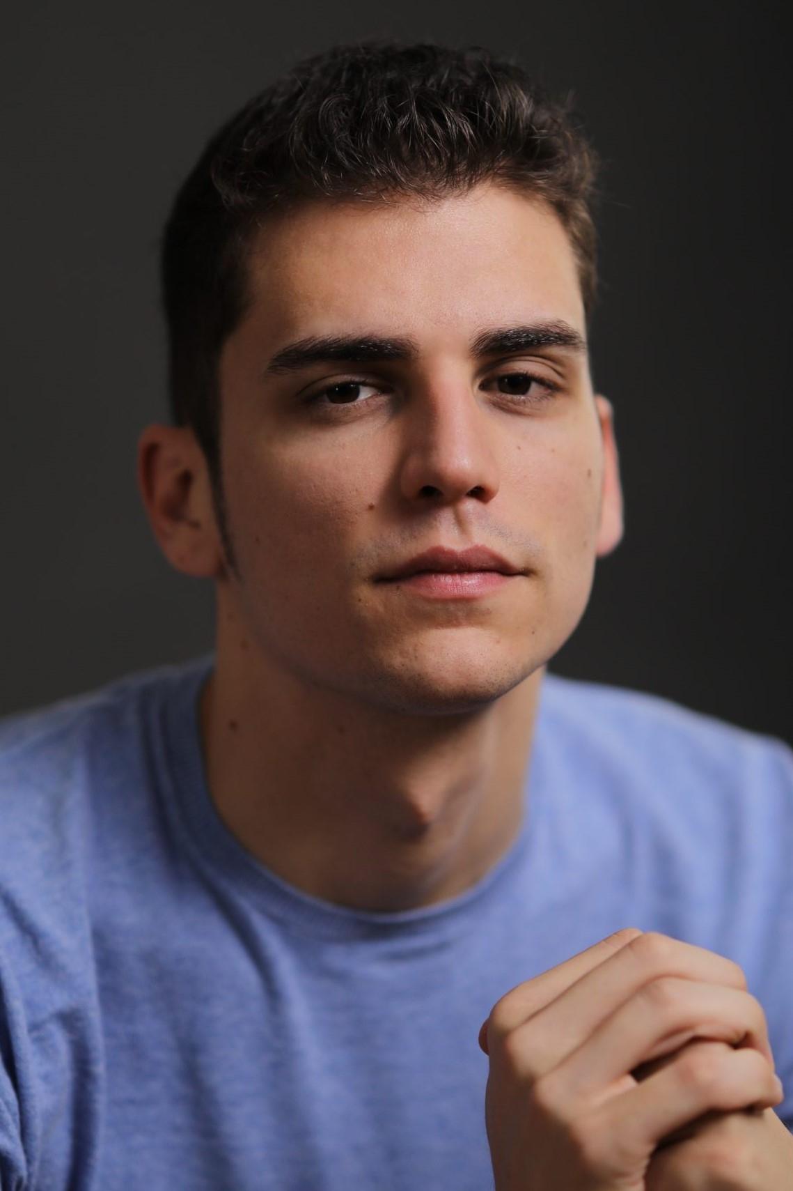 Kike Gasu's picture in the cast