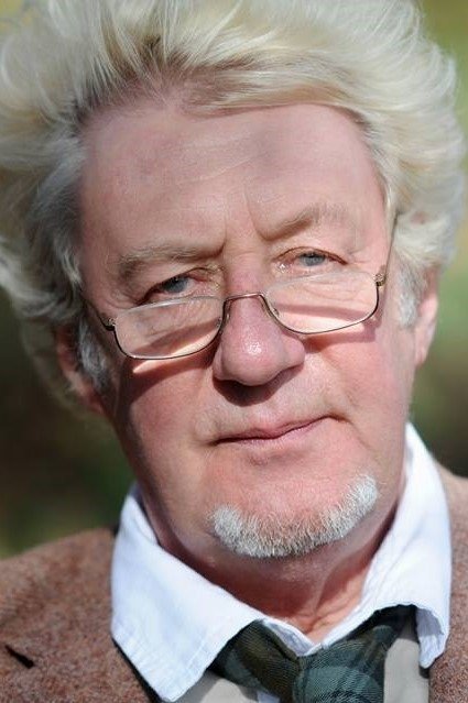 et billede af John Bett