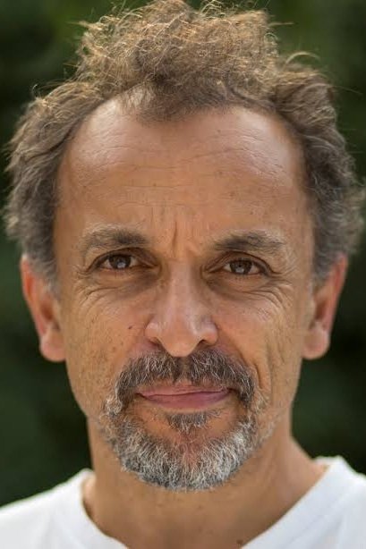 et billede af Alex Pinder