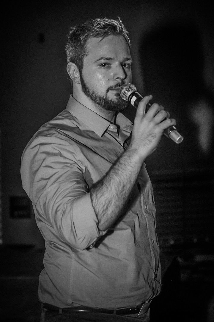 et billede af Brandon C. Lay