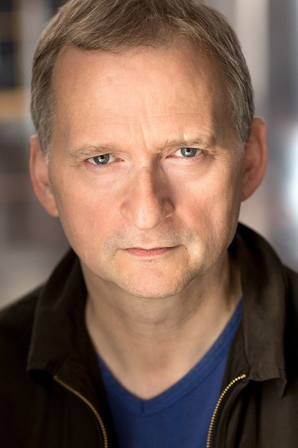 et billede af Jonathan Moore