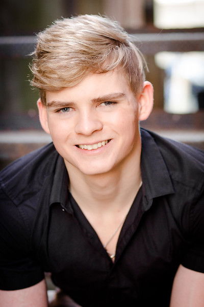 et billede af Sam Furman