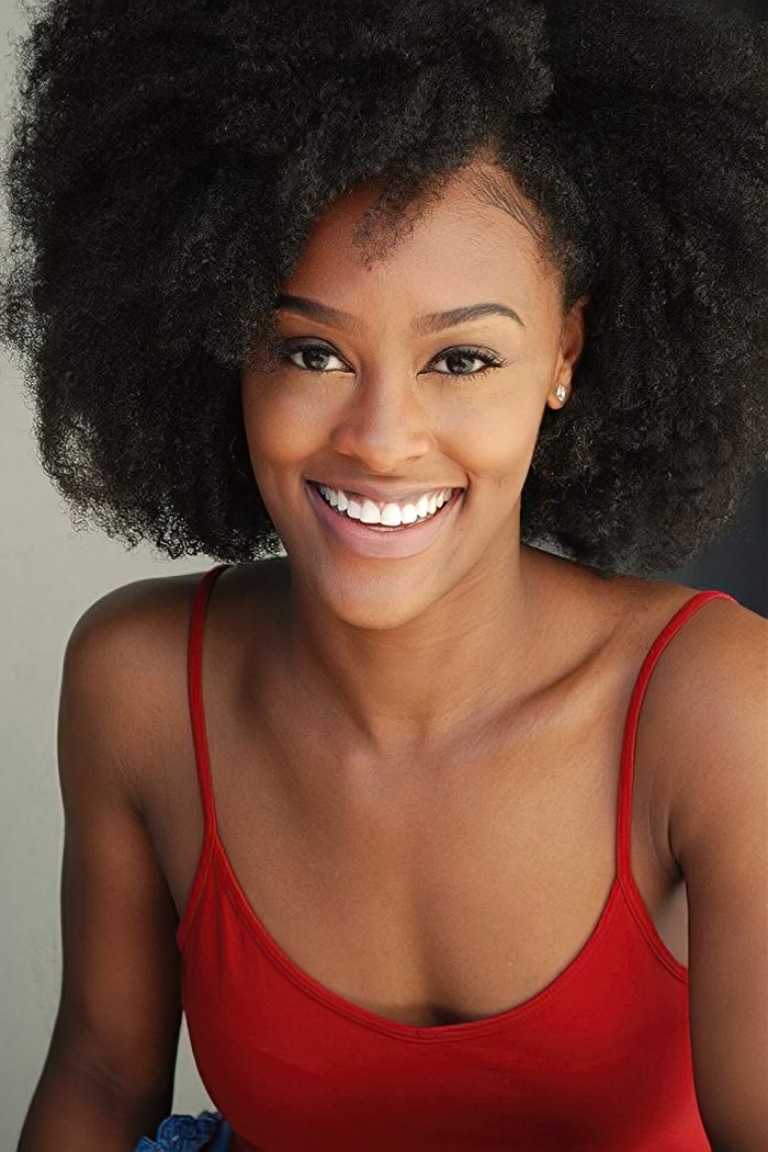 et billede af Taylor Leigh Edwards