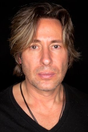 et billede af Warren Sulatycky