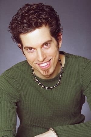 et billede af Christopher DeMaci