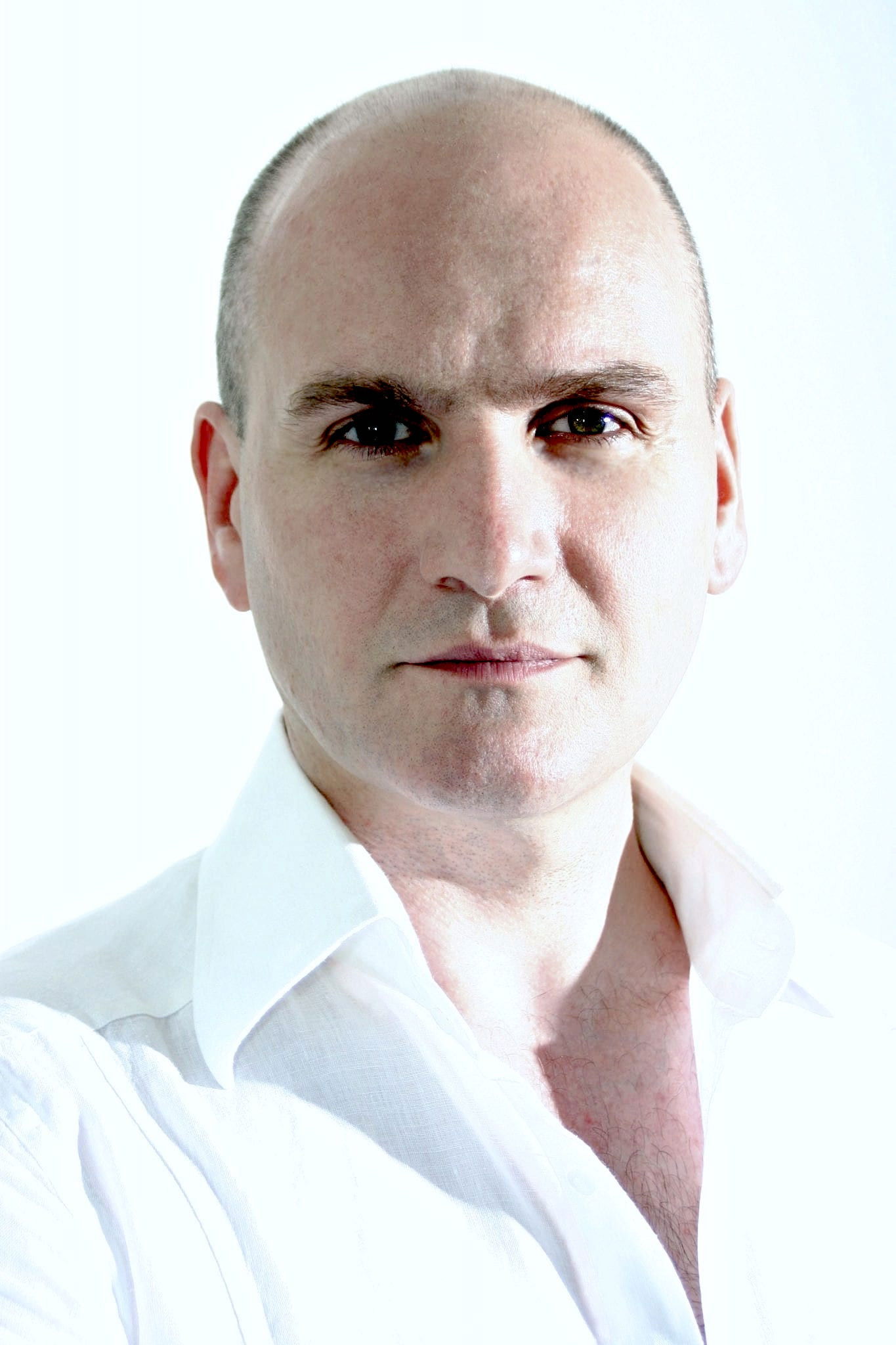 et billede af John Mark Ainsley