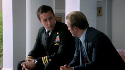 Hawaii Five-0 Season 3 :Episode 14  Hana I Wa ‘Ia (Scandal)