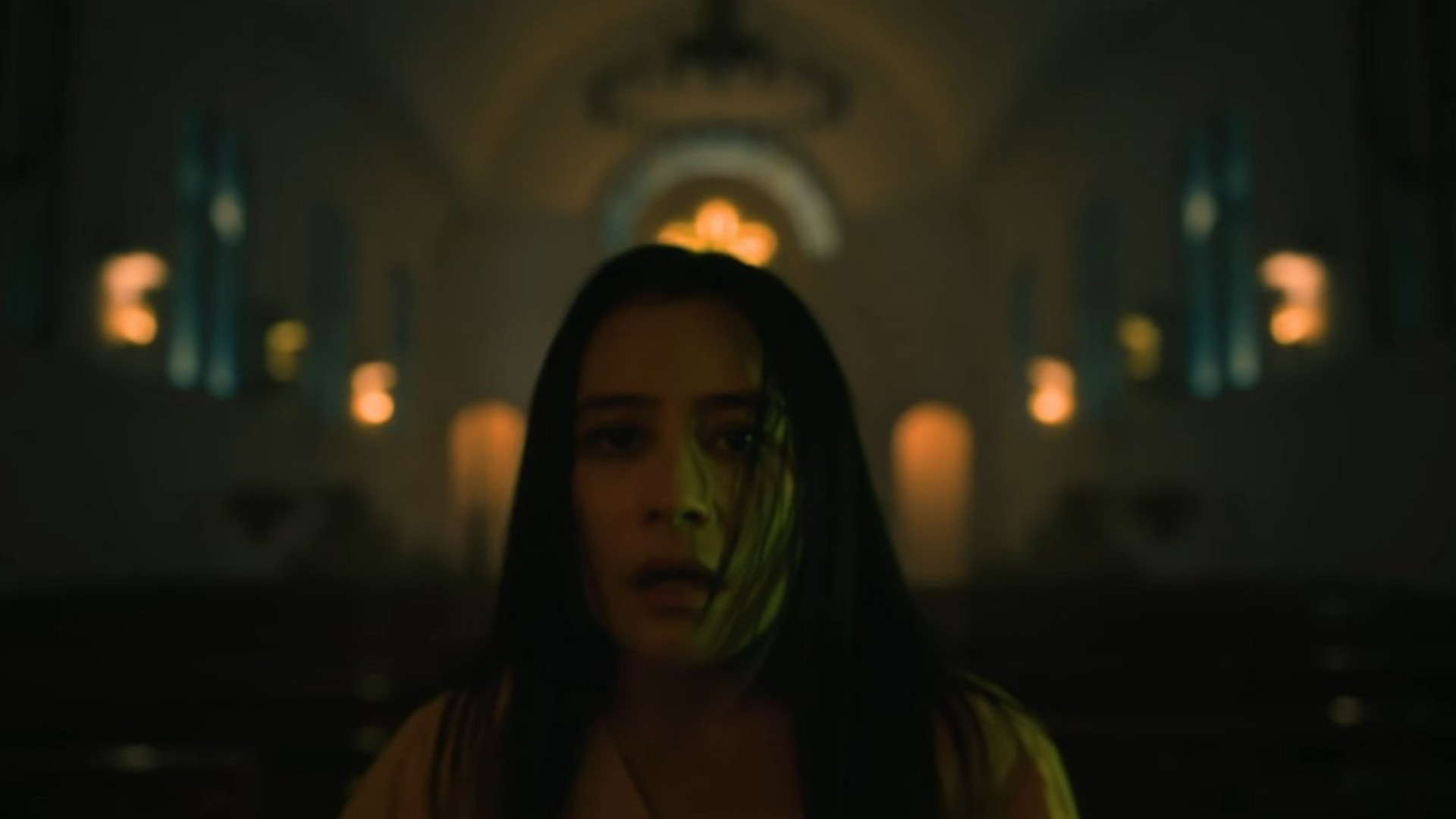 Danur: The Last Chapter backdrop