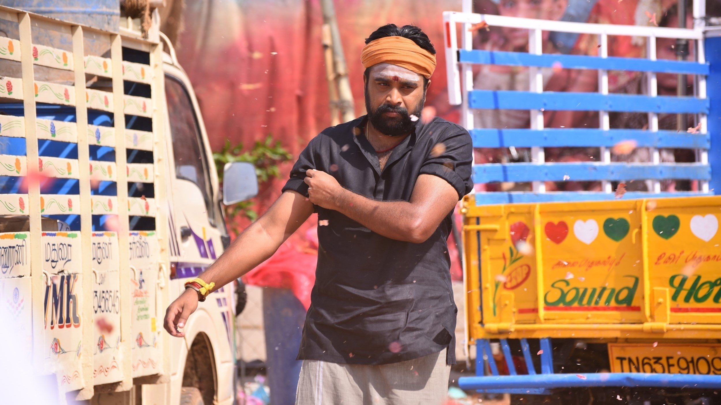 Kodiveeran (2017)