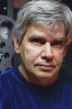 et billede af John Gianvito