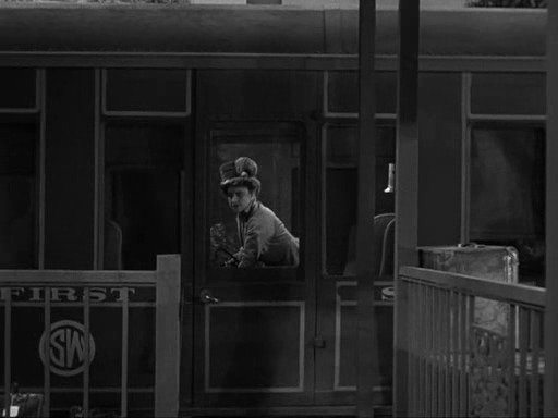 Prisoners' Wives S05E35 backdrop