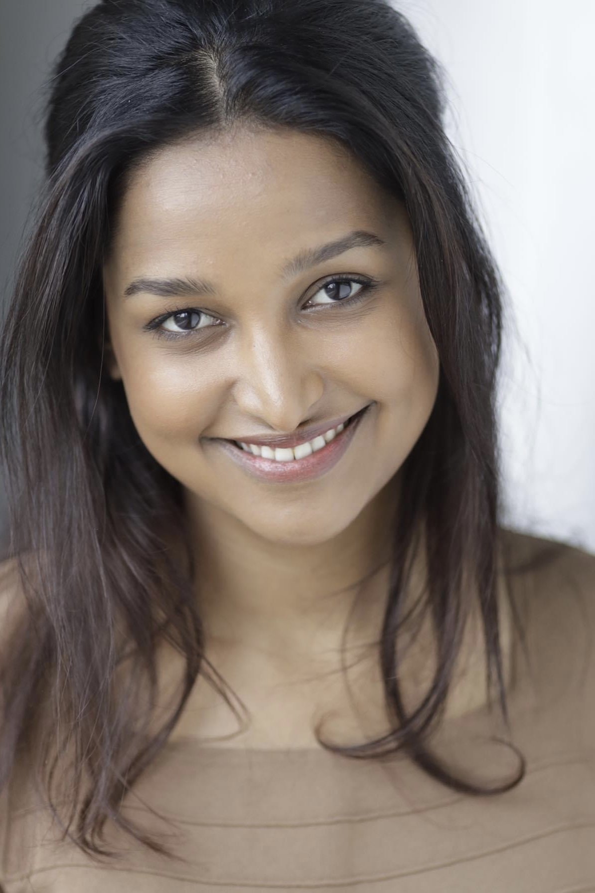 Novera Rahman's picture in the cast