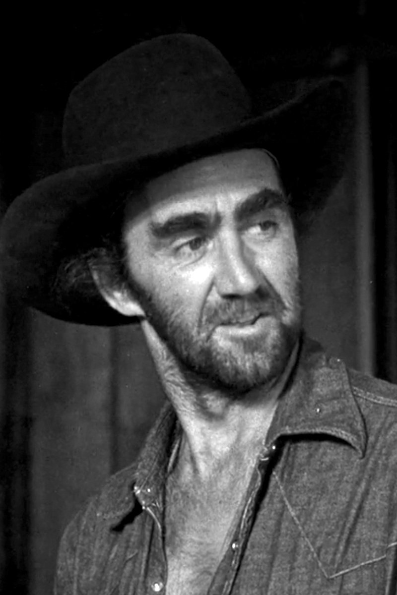 et billede af Leonard P. Geer