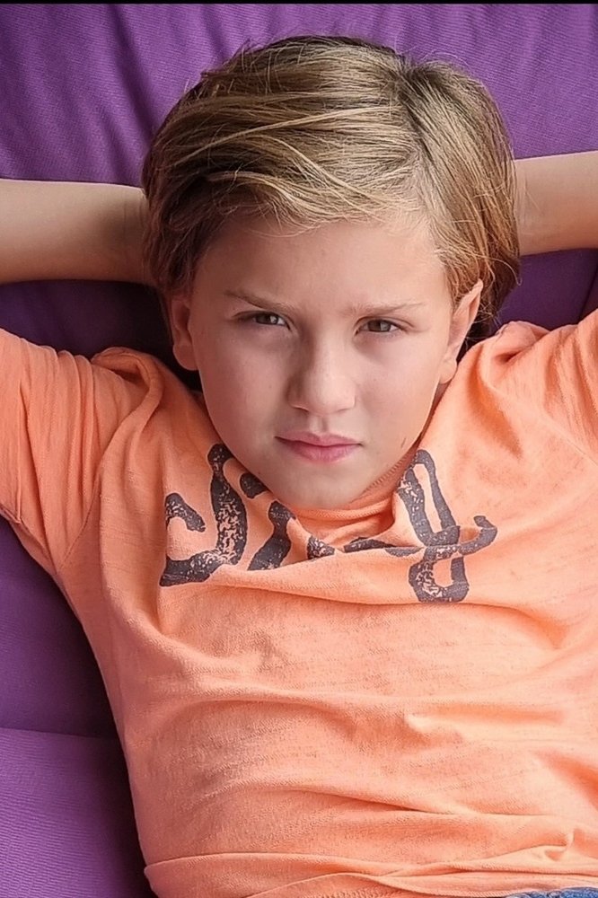 Marvin Ouaret's picture in the cast