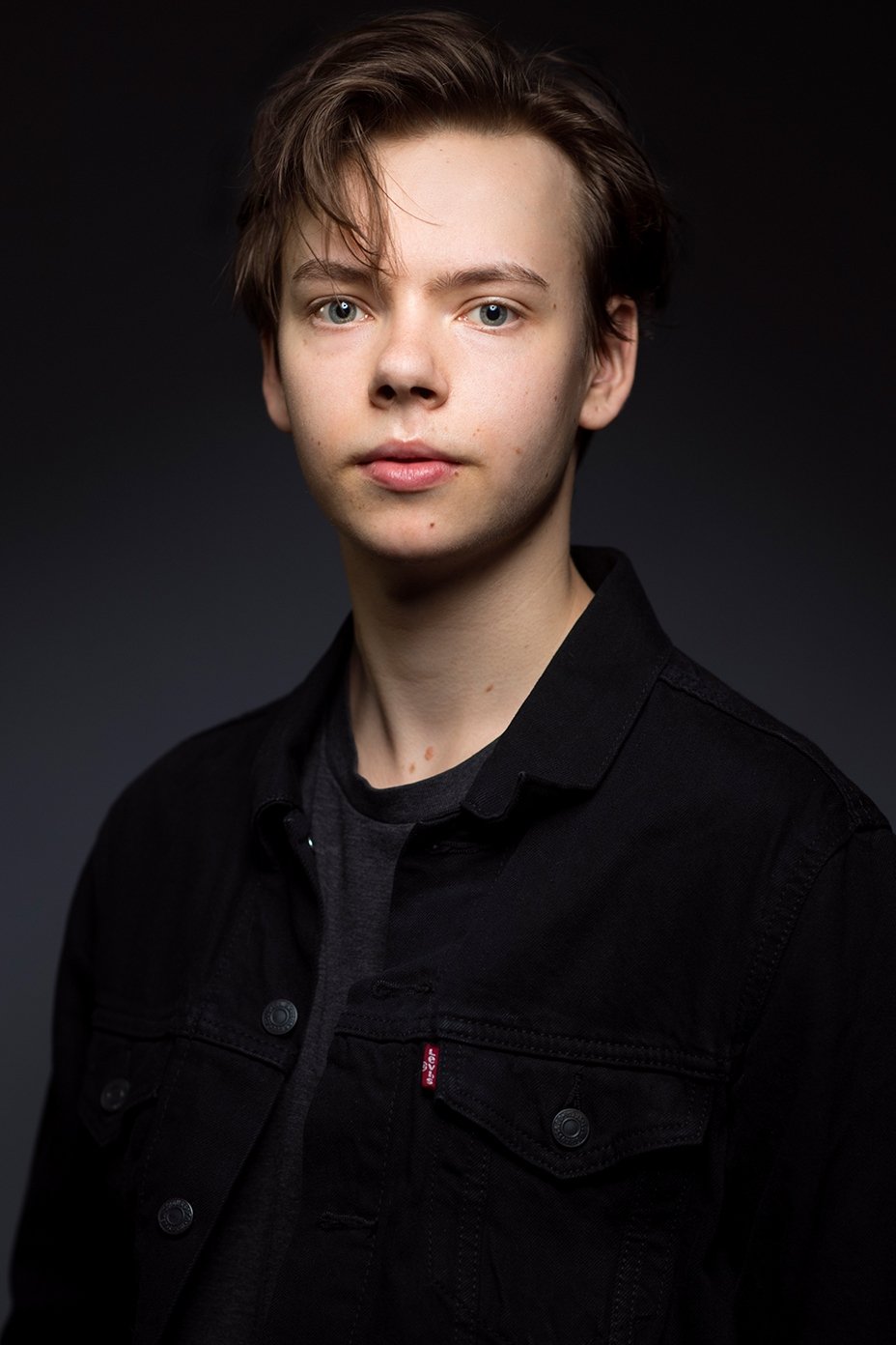 et billede af Daniel Patrick Russell