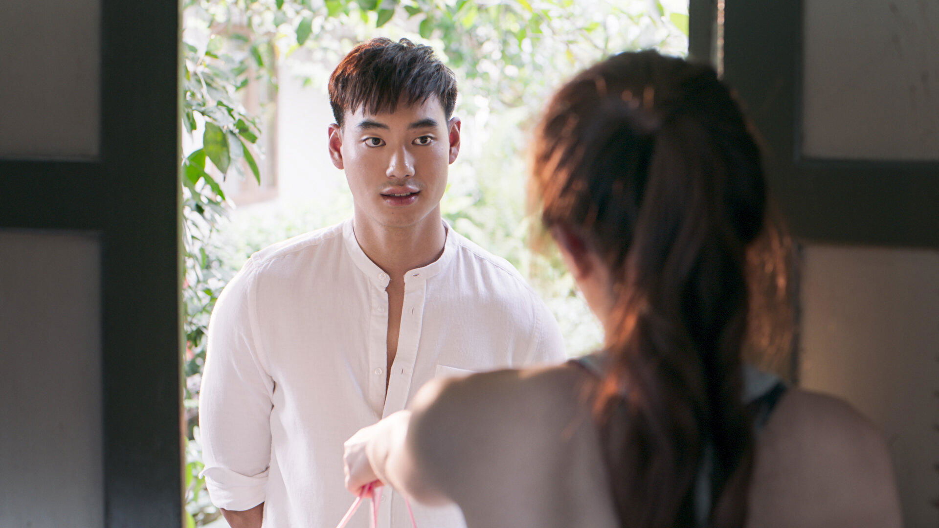 Bangkok Love Stories: Plead