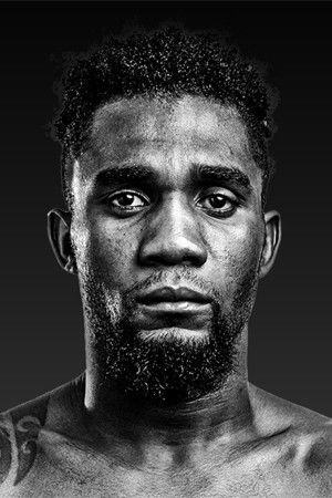 et billede af Carlos Adames