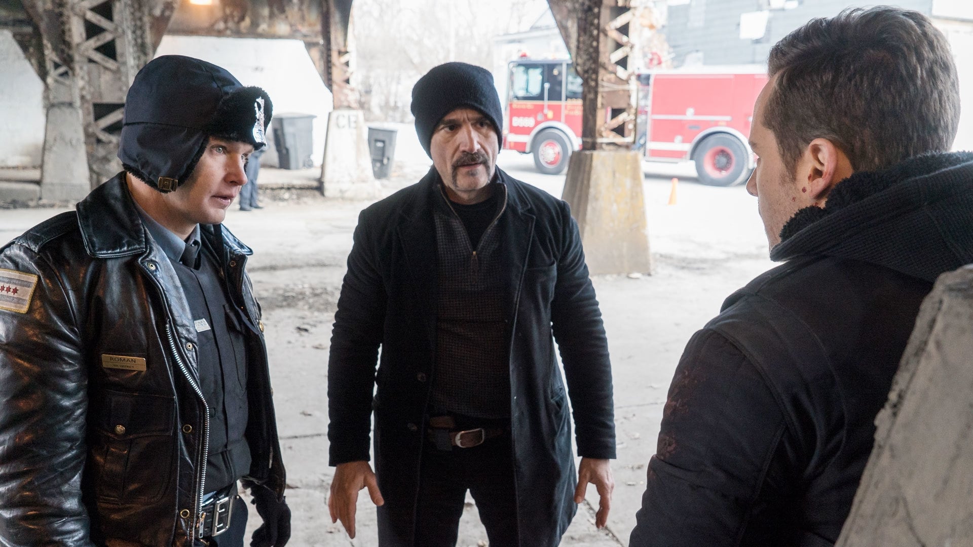 Chicago P.D. Season 3 :Episode 17  Forty-Caliber Bread Crumb