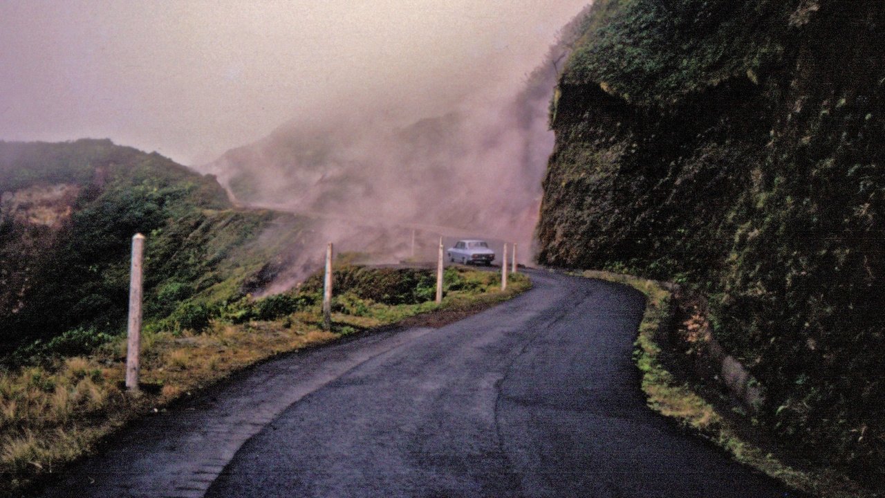 La Soufrière: Warten auf eine unausweichliche Katastrophe (1977)