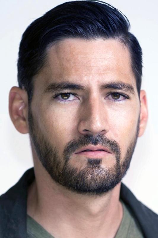 et billede af Chuck Meré