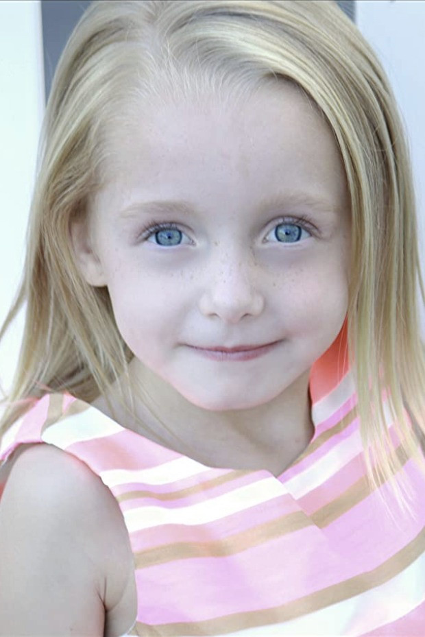 et billede af Adalee Alt